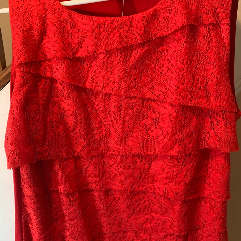 SOLD Verve Ami Red Lace Layered Top - Picture 2 of 5